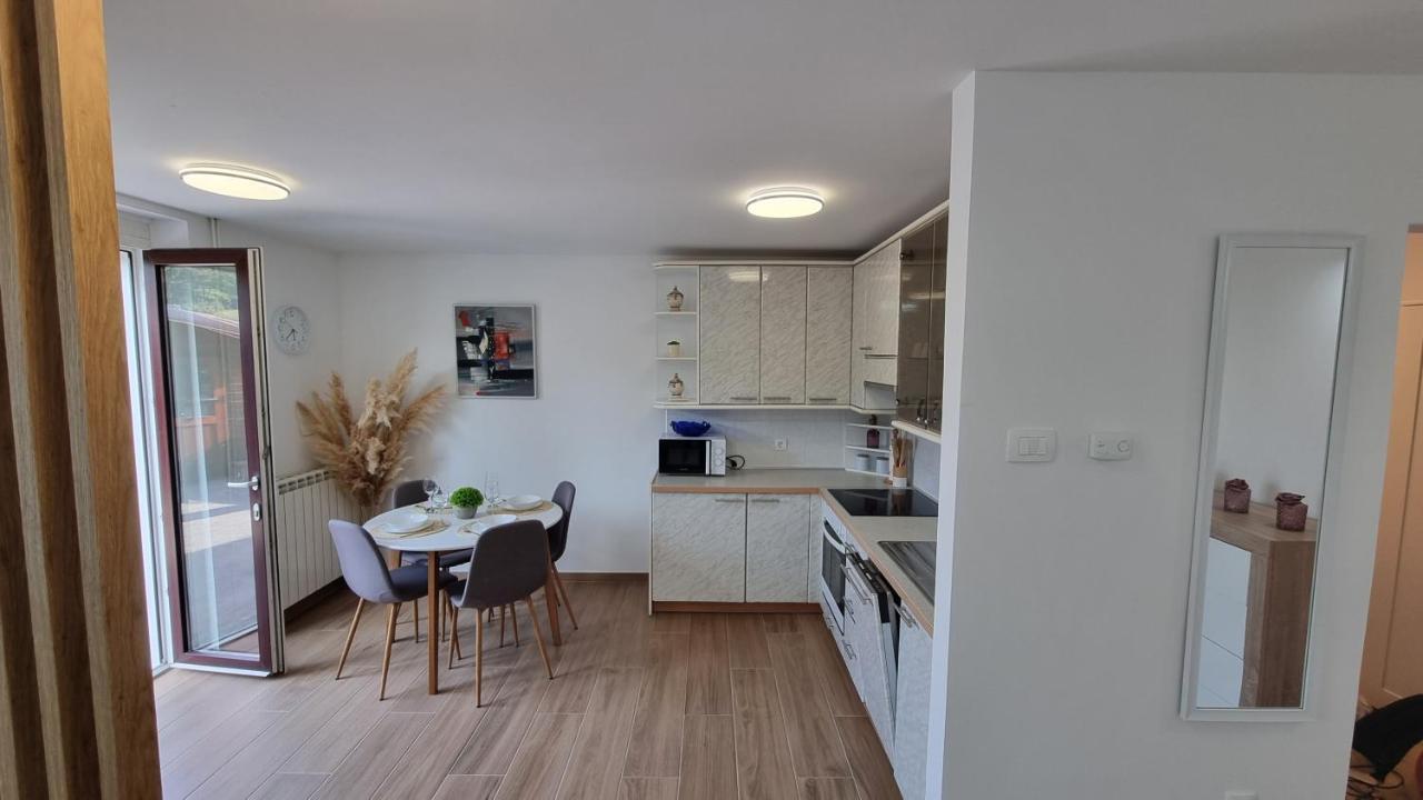 Harmony Apartment Koper Eksteriør billede